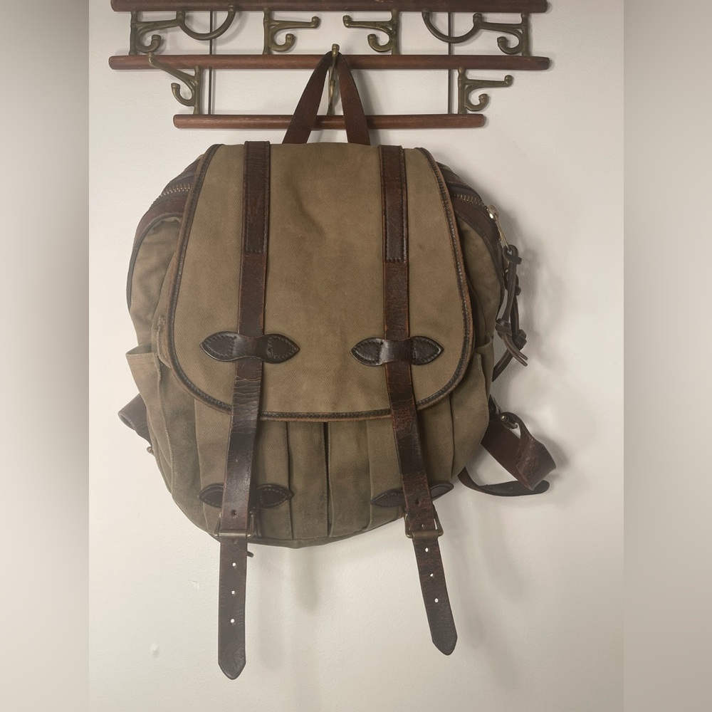 Filson Rugged Twill Rucksack Bag - Picture 6 of 8